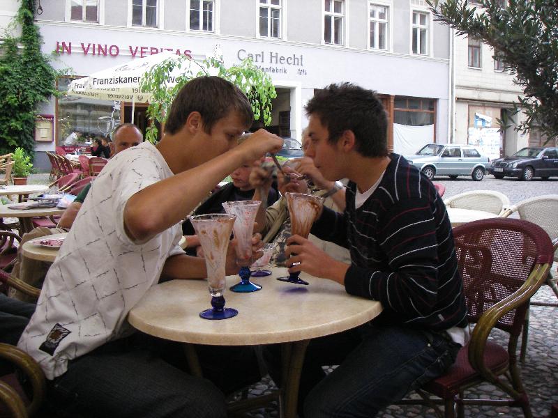 2007-06-23-rad-143 
